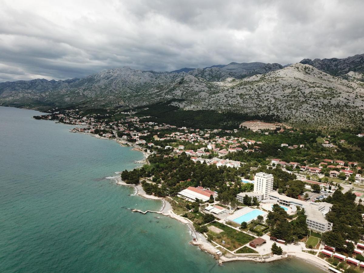 Hedon-Stone Apartment Starigrad Paklenica Bagian luar foto