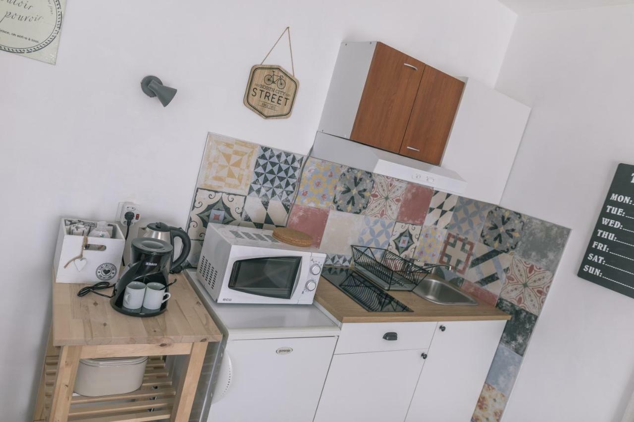 Hedon-Stone Apartment Starigrad Paklenica Bagian luar foto