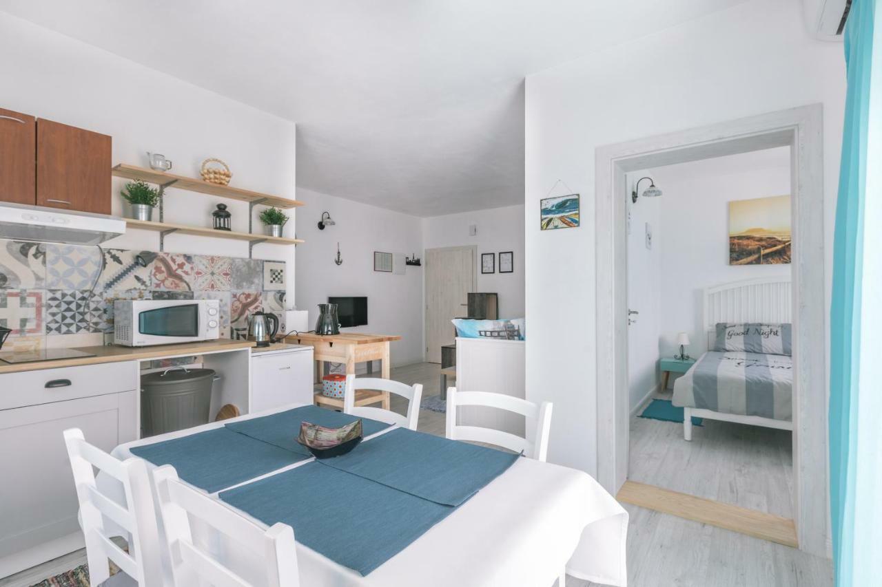Hedon-Stone Apartment Starigrad Paklenica Bagian luar foto
