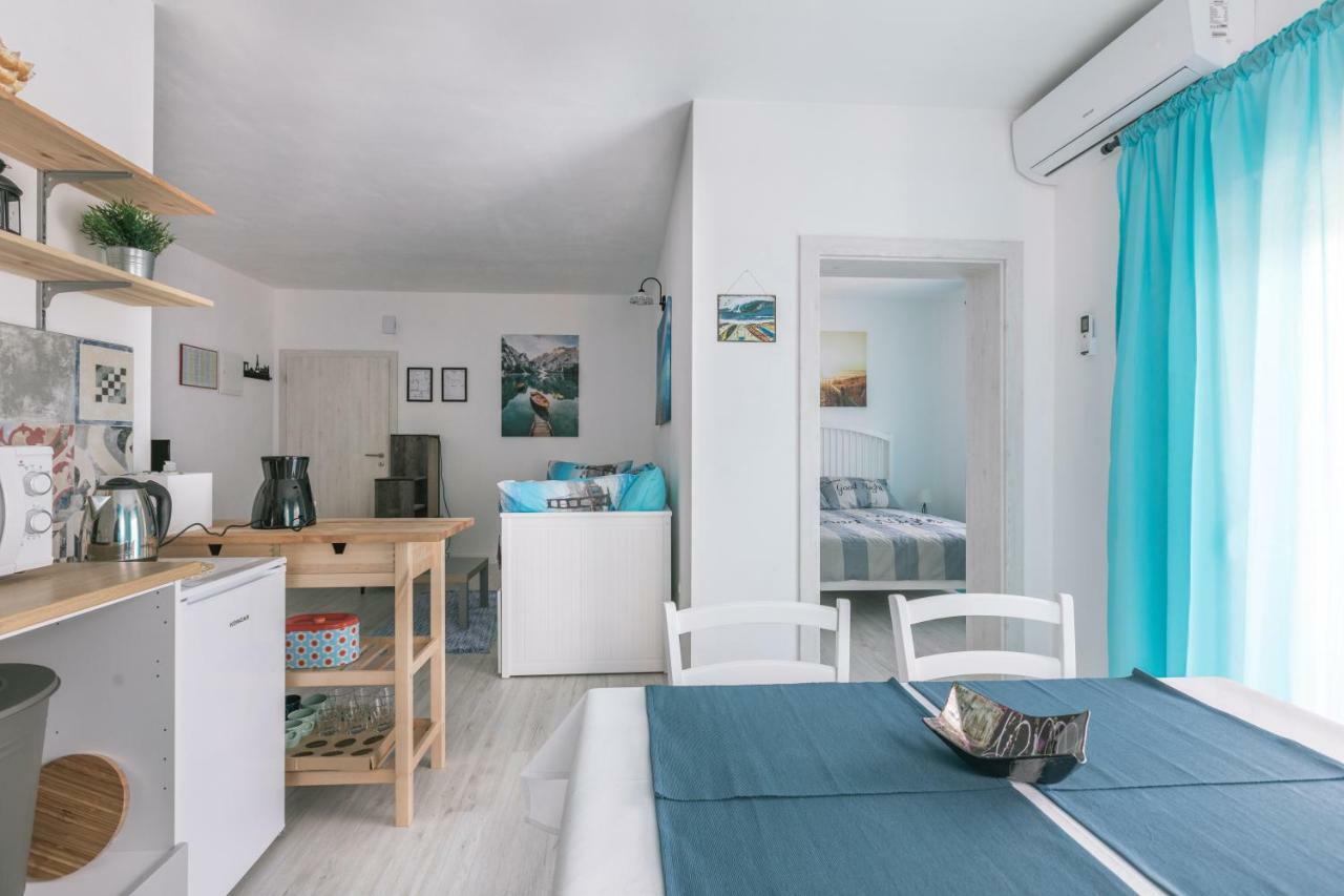 Hedon-Stone Apartment Starigrad Paklenica Bagian luar foto
