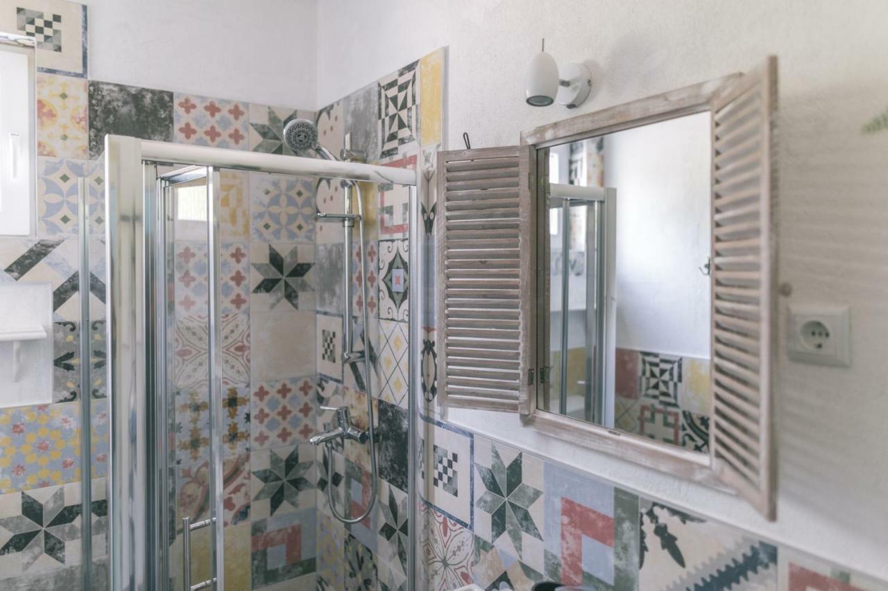 Hedon-Stone Apartment Starigrad Paklenica Bagian luar foto