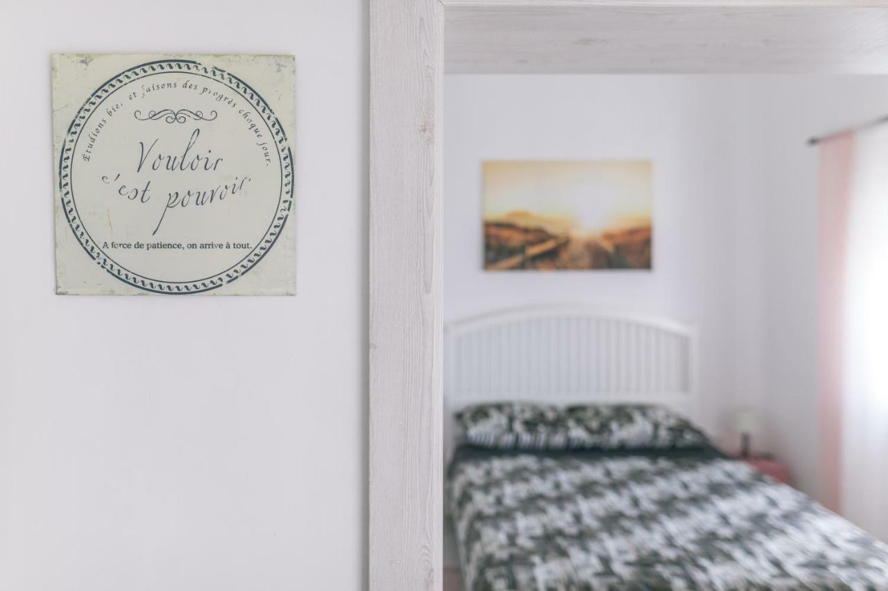 Hedon-Stone Apartment Starigrad Paklenica Bagian luar foto
