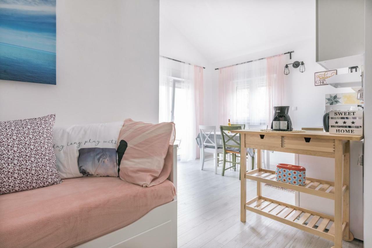 Hedon-Stone Apartment Starigrad Paklenica Bagian luar foto