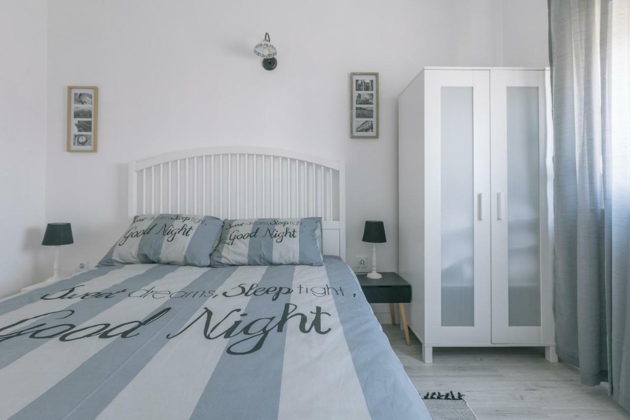 Hedon-Stone Apartment Starigrad Paklenica Bagian luar foto