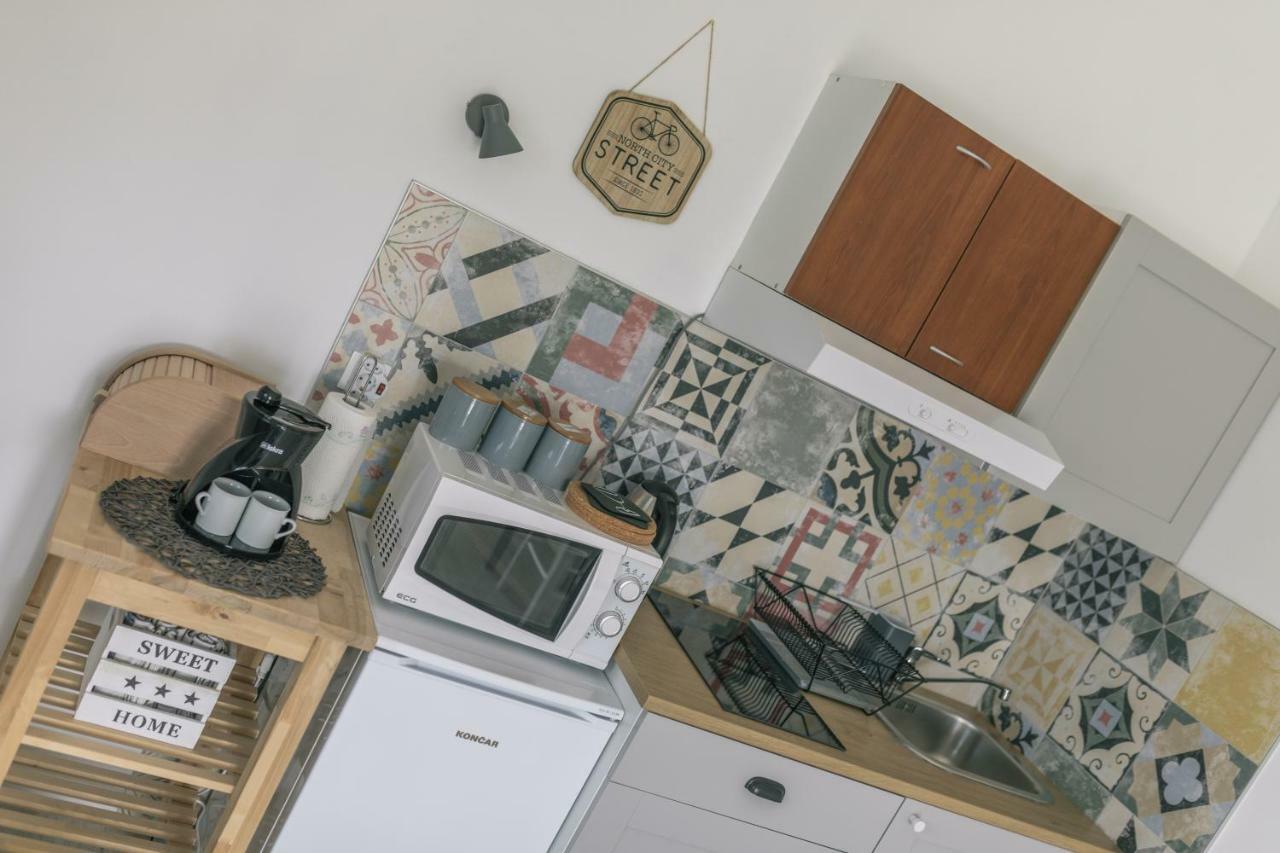 Hedon-Stone Apartment Starigrad Paklenica Bagian luar foto